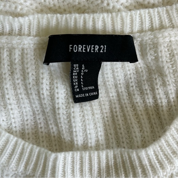 White striped sweater - Picture 4 of 4